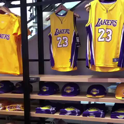 darrenrovell s video Tweet