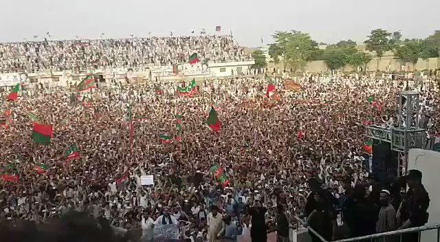 Imran Khan (@ImranKhanPTI) on Twitter photo 2018-10-21 04:35:28 The charged crowd at Bannu today. #AwaamKaFaislaPTI The charged crowd at Bannu today. #AwaamKaFaislaPTI
