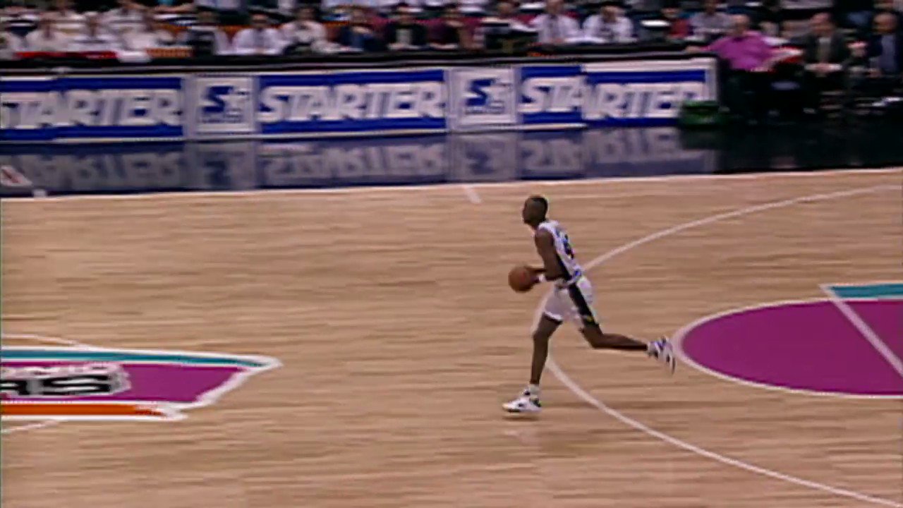 Today, Gary Payton turns 50 years old. Happy Birthday to The Glove! 