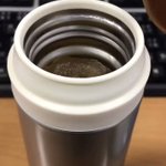 氷が入った水筒に冷えた麦茶を入れるとおもしろい現象が発生!ｗ