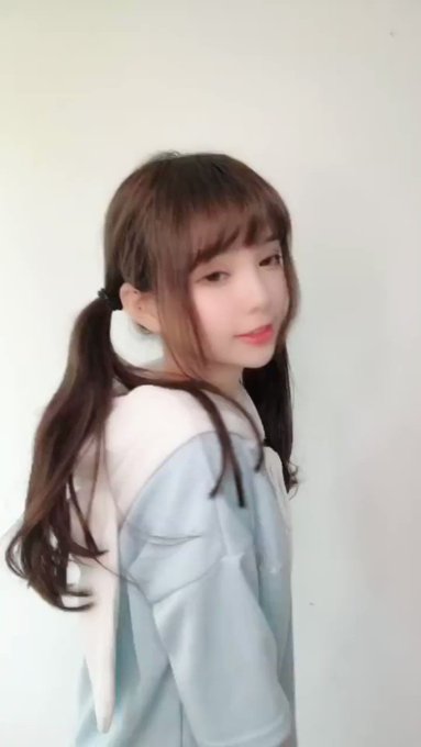コスプレイヤー六二二同学(622)のTwitter動画2