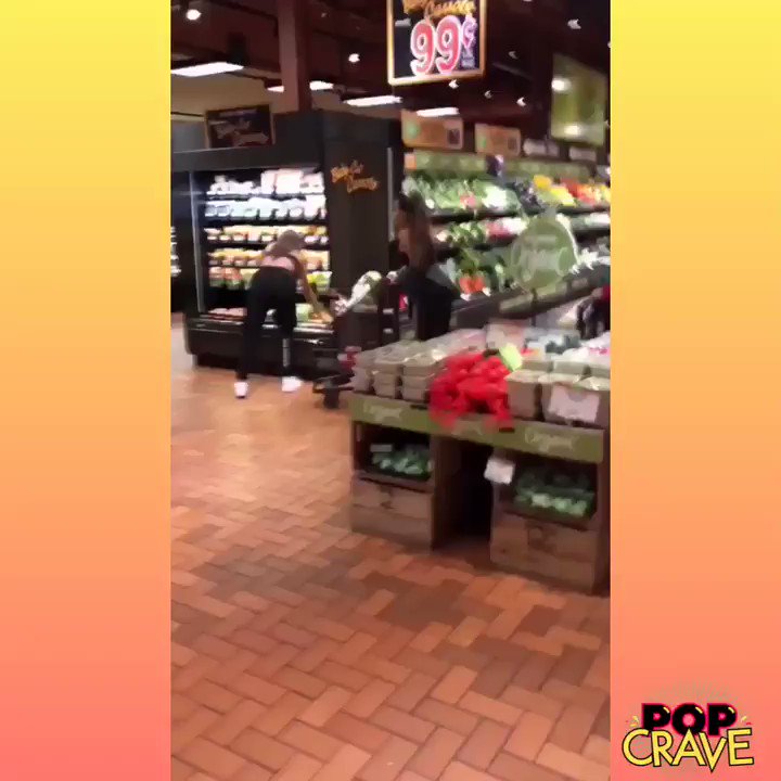 Pop Crave On Twitter Ariana Grande And Machine Gun Kelly Spotted At A Grocery Store Near The Movie Set Where Pete Davidson Is Filming A Movie With Mgk Https T Co Leaoqin29g