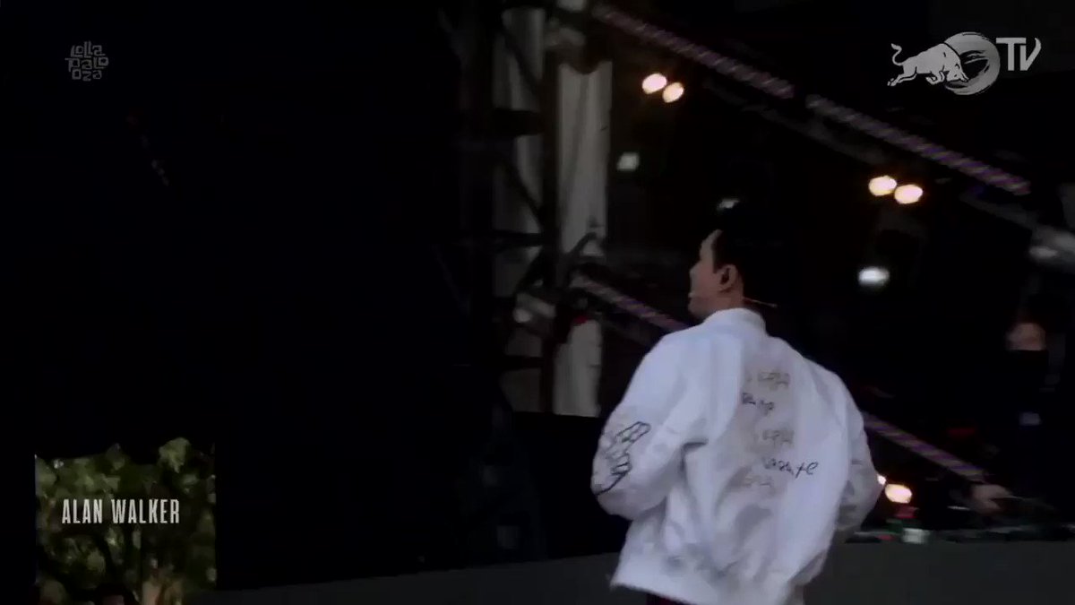 tGDcuDIlpW8Y_R0u?format=jpg&name=medium