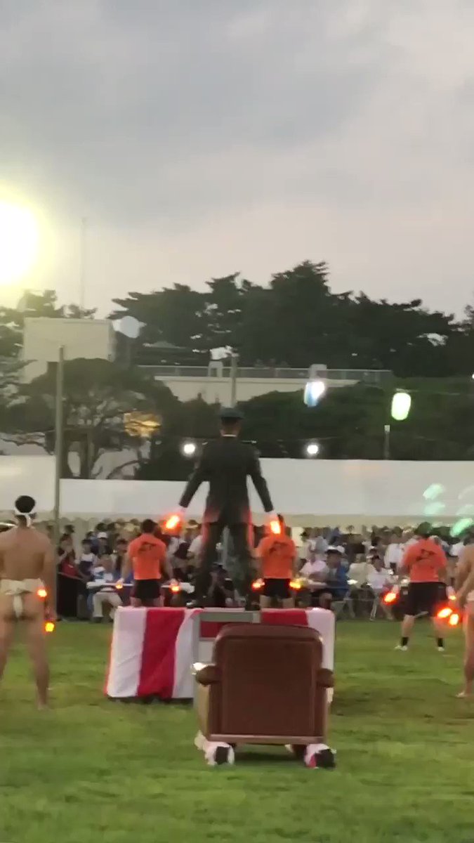習志野第一空挺団 大隊長のオタ芸 日本最強レベルの兵士が夏祭りでキレキレの芸を披露 Togetter 習志野第一空挺団 大隊長のオタ芸 日本最強レベルの兵士が夏祭りでキレキレの芸を披露 Togetter