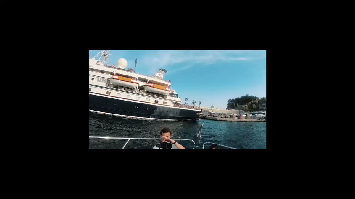 What can't #GoProAthlete @danielricciardo do?
Thanks for bringing #GoPro along for the ride. 🏎🏁
#ExperienceDifferent