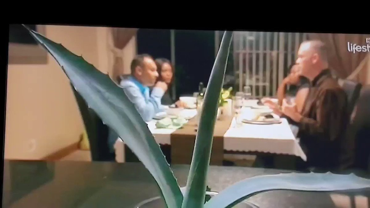 JoziStyle (@JoziStyle) on Twitter photo 12/08/2018 20:05:02 Love this catfight on #ComeDineSA @BBCSouthAfrica with @zakebrahim1 @QueenSized_Flav @MelaninmonroeSA Love this catfight on #ComeDineSA @BBCSouthAfrica with @zakebrahim1 @QueenSized_Flav @MelaninmonroeSA