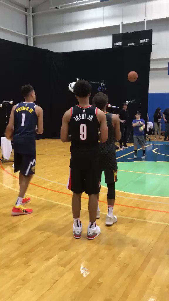 NBA TV (@NBATV) on Twitter photo 12/08/2018 17:32:43 .@MPJr vs. @TheTraeYoung π₯ #NBARooks .@MPJr vs. @TheTraeYoung π₯ #NBARooks