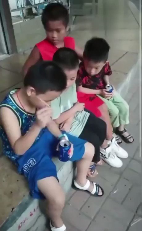心がほっこり和むマジックwww子供の純粋さが伝わって来るwww