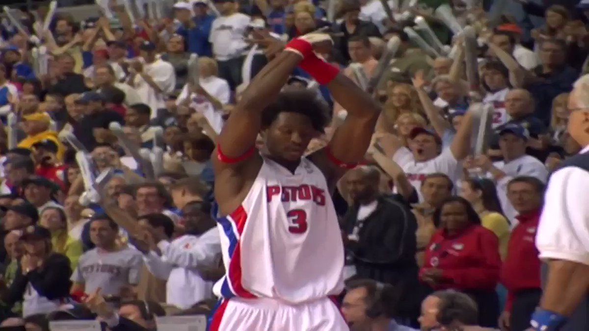 Ben Wallace is so UNDERRATED.
6x All-Defense
5x All-NBA
4x DPOY
4x All-Star
2x rebounding leader
Block Champion
NBA Champion
Legend.