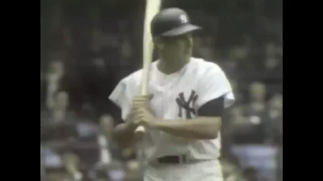 Happy 79th Birthday to Carl Yastrzemski! 

Here\s one of his most heroic catches 