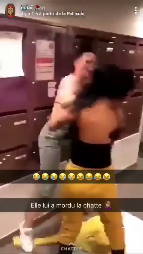 Yow she bit her pussy π€£π€£π€£π€£. She fights dirty