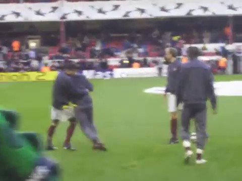 Happy 30th birthday to Alex Song! Throwback to the time Dennis Bergkamp did this to him 
