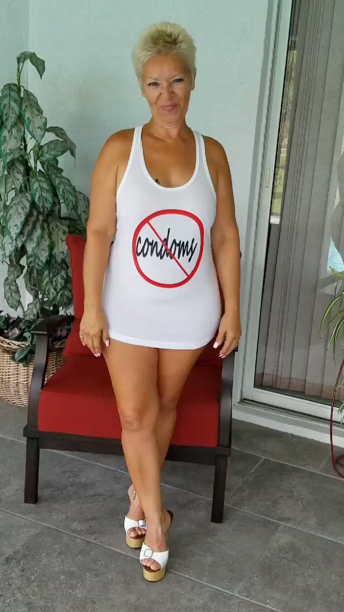 Latricia recommends best of Xxx old grannies sucking cocks porn Sexy Pornstar Lisa Boyle Up Close And Personal