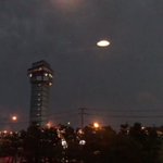 もはやSFの世界・・・雲の中で光る雷を捉えた映像がすごすぎる!!