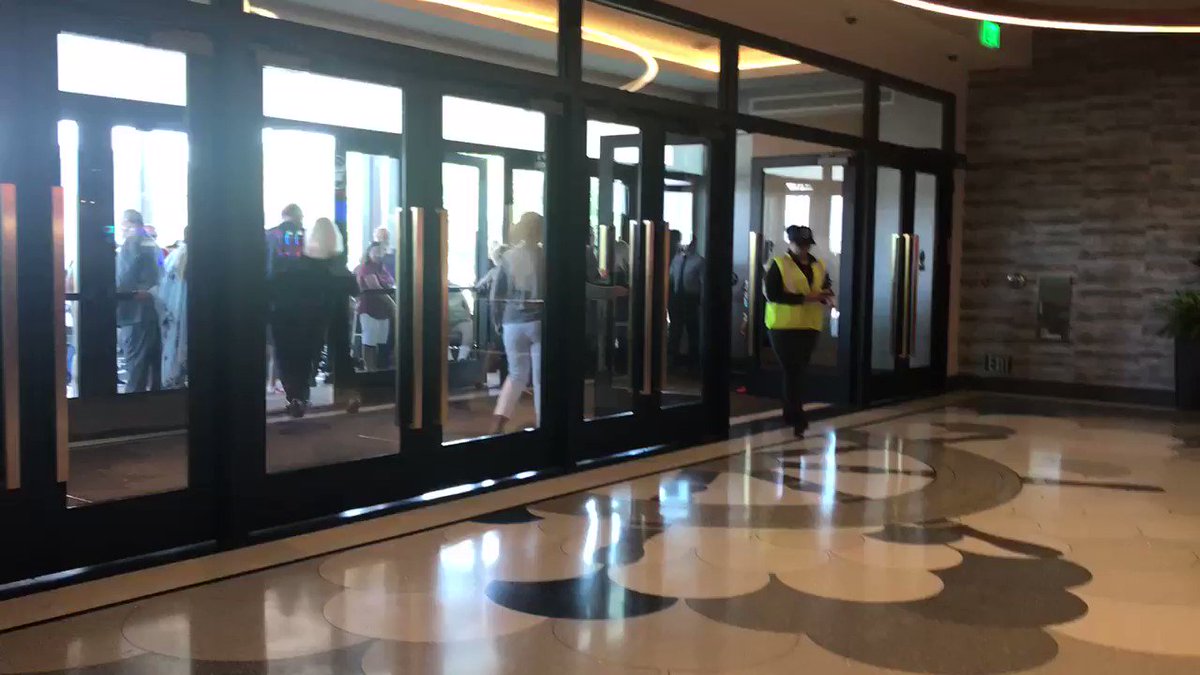 twin river casino hotels