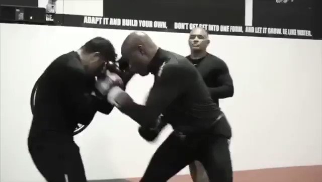 Senhoras e Senhores, estamos muito felizes em apresenta-los a SPIDERKICK 🕷
Estamos mais preparados do que nunca para apresentá-la como uma marca do atleta e campeão do UFC, @spiderandersonsilva
https://spiderkick.com/shop/all