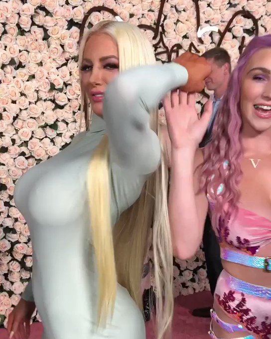 TW Pornstars Nicolette Shea V