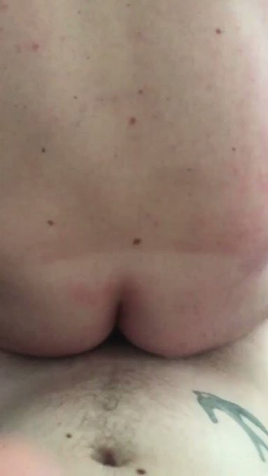 Slut rides my cock :) #bareback #cum #gayporn https://t.co/mstYNHBLib
