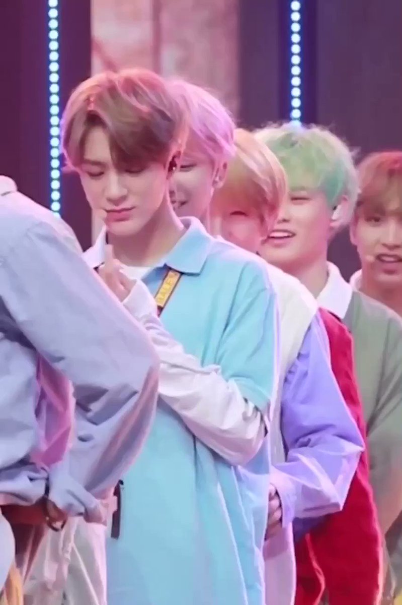 jaemin just smiling when jeno winces + jeno getting back at jaemin (2018)