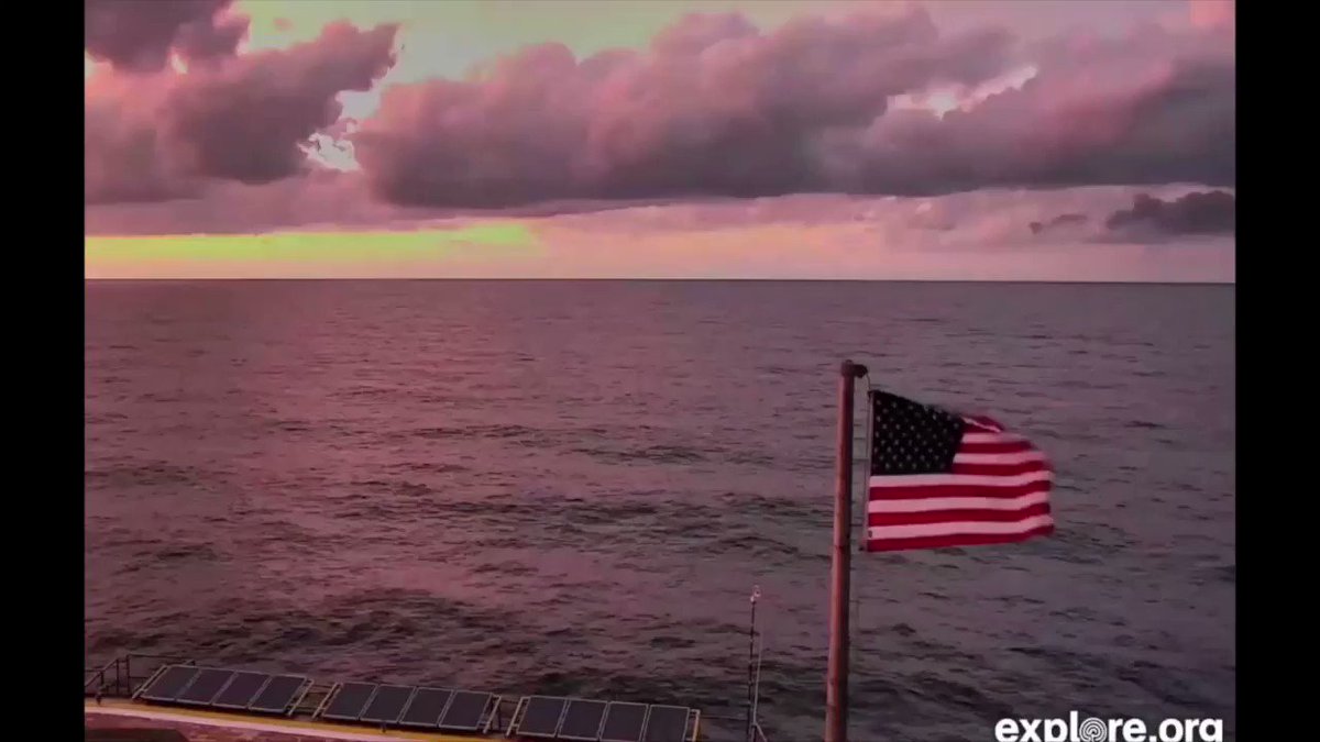 Frying Pan Ocean Cam Flag (@FryingPanFlag) on Twitter photo 14/09/2018 19:18:13 I miss the good old days. I miss the good old days.