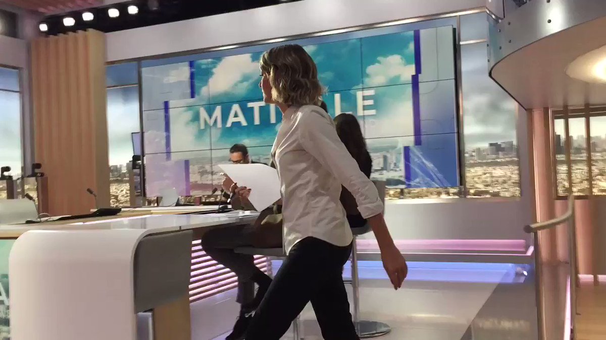 La Matinale LCI Week-End (@LaMatinaleLCIWE) on Twitter photo 2018-09-16 04:32:04 Moment de détente en musique à quelques minutes de la prise d’antenne pour @cmoulinlci @SoleneChavanne @CQUAREZ et @AcBottet. La Matinale, c’est maintenant sur @LCI Moment de détente en musique à quelques minutes de la prise d’antenne pour @cmoulinlci @SoleneChavanne @CQUAREZ et @AcBottet. La Matinale, c’est maintenant sur @LCI