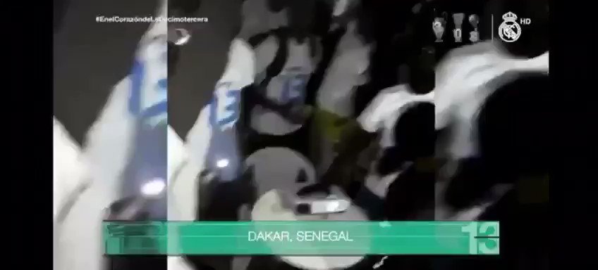 Les images de notre passe sur #RMTV la télé officielle du club le @realmadrid , dans #EnelCorazóndeLaDecimotercera .
#RT fortement apprécié. Merci!
#Senegal
#RMFans