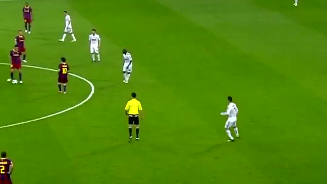 RT @sportbible: The greatest assist of all time from Sergio Busquets 

https://t.co/HXyPYPb8Fc