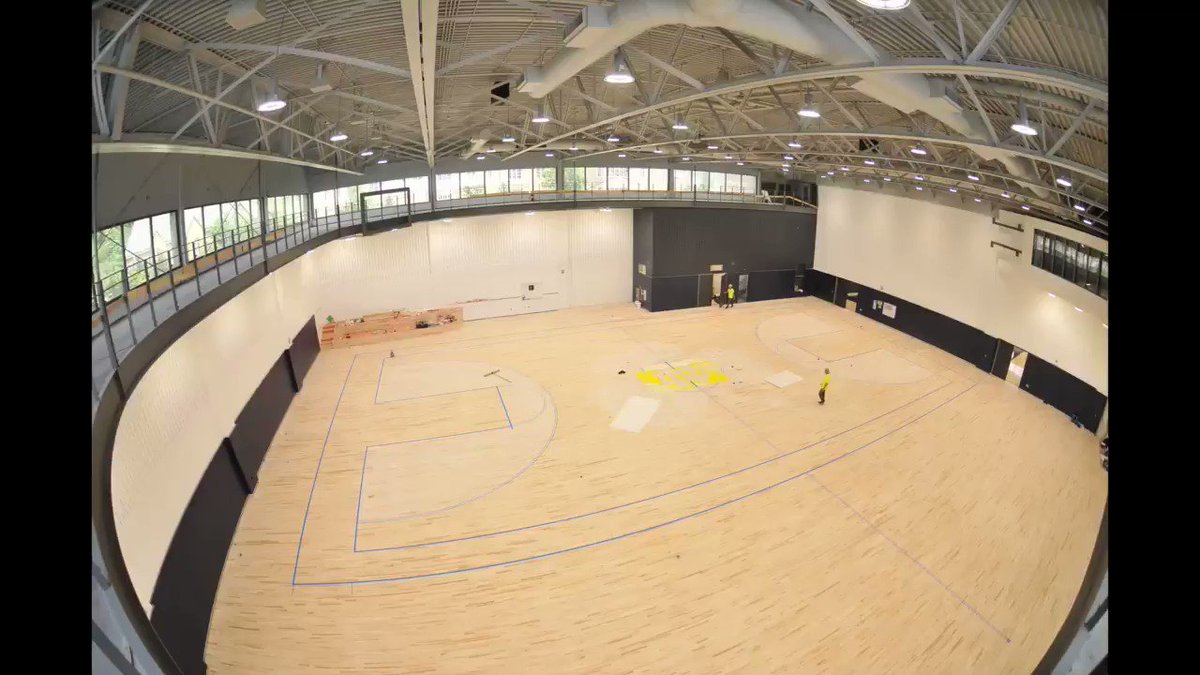 Notre Dame WBB (@ndwbb) on Twitter photo 20/09/2018 13:12:37 Getting closer and closer 🙌 #GoIrish☘️ Getting closer and closer 🙌 #GoIrish☘️
