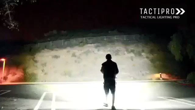 Style On Street (@styIeonstreet) on Twitter photo 19/09/2018 15:33:29 THE BRIGHTEST LED TACTICAL FLASHLIGHT. Order here >>> buff.ly/2uxFdcp THE BRIGHTEST LED TACTICAL FLASHLIGHT. Order here >>> buff.ly/2uxFdcp