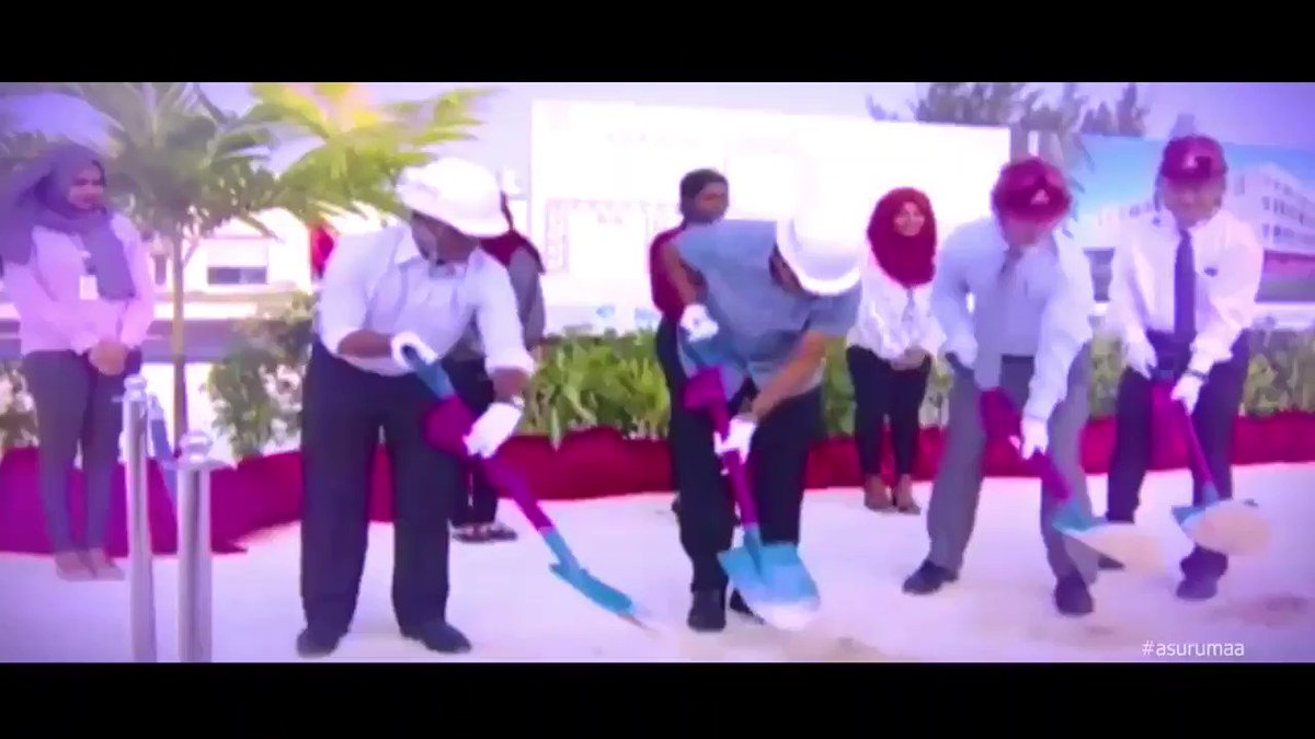 Mikahala tharahggee ghe ethah manzarey dheken beynunvaa nama Raees Yameen hiyaaru kurahvva.. Aharenge Vote Candidate No 1 Raees Yameen ah
#YameenShaheem2018
#ProgressShared
#CandidateNo1