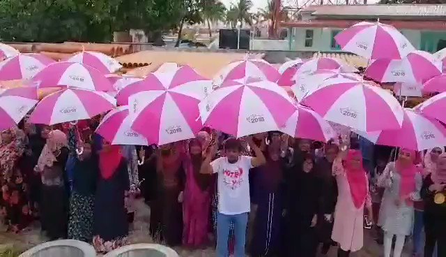 Lh.Kurendhoo narudhamaa elhummah beynunvaa samaanu kurendhoo gengosfi.
-Project agreement soi kurevunee 17sep2018
-Kurendhoo ah narudhaamaa beynuvaa samaanu site ah jamaa kurevuni 19Sep2108
@maanu1234 @IsmailAdley
@ahmed_nihan
@madhaneeabdulla
#ProgressShared
#YS2018
#VoteNo1