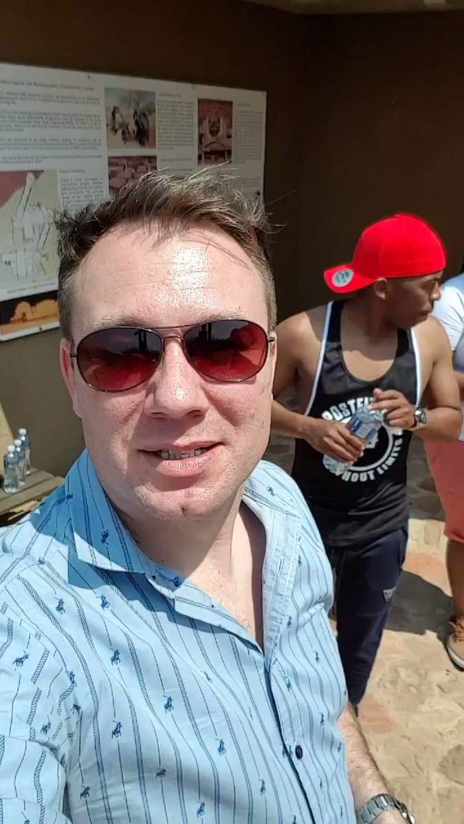When @kofiboatenglive, @MelodyMiyaVibe, @WellBehaved_Guy, @tumi_morake, @Thefunnychef and mzakes get together @SANParks, you get this