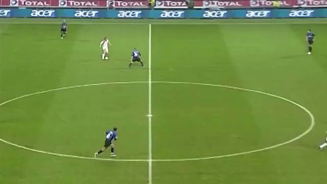 Happy 42nd birthday to Francesco Totti!

This goal was just insane! 