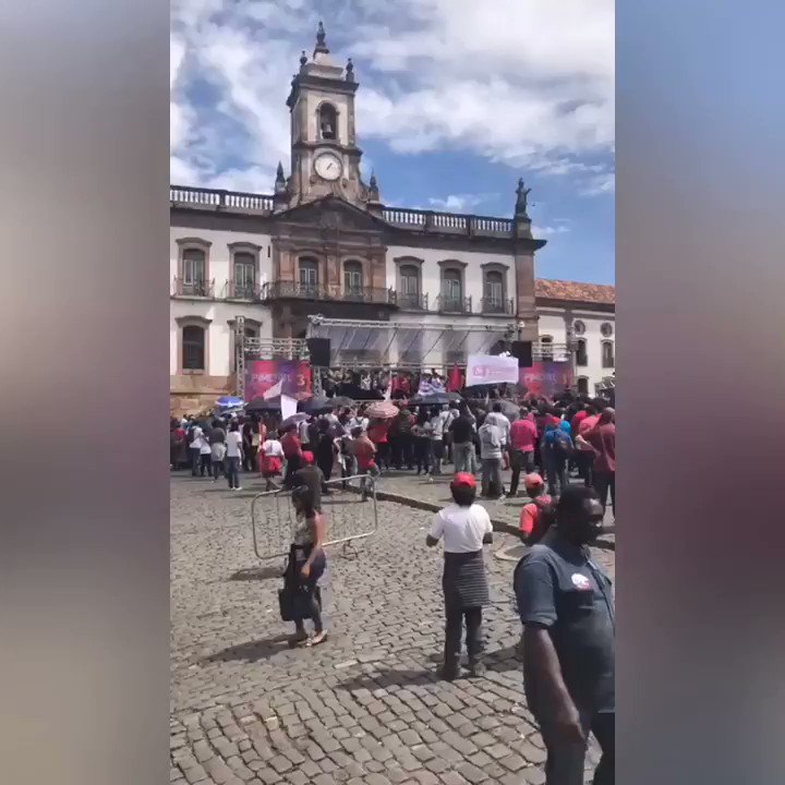 Este fiasco grande parte da mídia não mostra! Tentam te convencer de todo jeito que o pai do kit-gay e pau mandado do corrupto preso tem crescido nas pesquisas. As mentiras só aumentarão até o fim! !