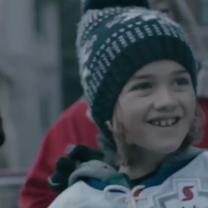 As a kid, I always dreamed of playing in the @NHL. @ScotiaHockey has been helping over a #MillionAndCounting kids achieve their hockey dreams. Reply with your hockey dream using #MillionAndCounting and we might share a surprise with you.