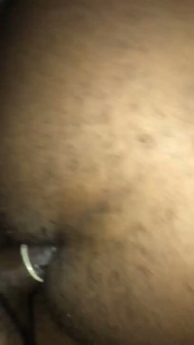 Fine ass DL booty bandit my first he took my virginity with his fine ass https://t.co/QLgiYnHH7P