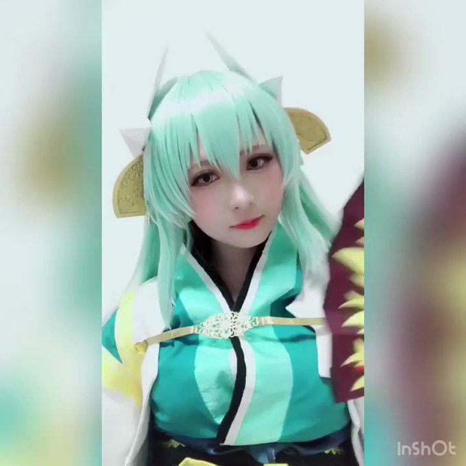 コスプレイヤーすみれおじさん(紫花菫)のTwitter動画80