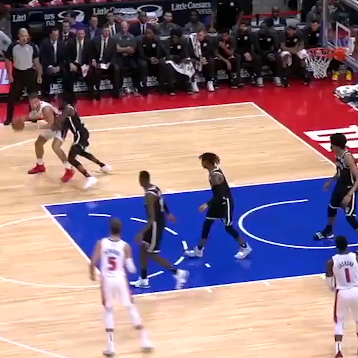 Blake tried to Blake ... but Jarrett Allen wasn't having it 🚫