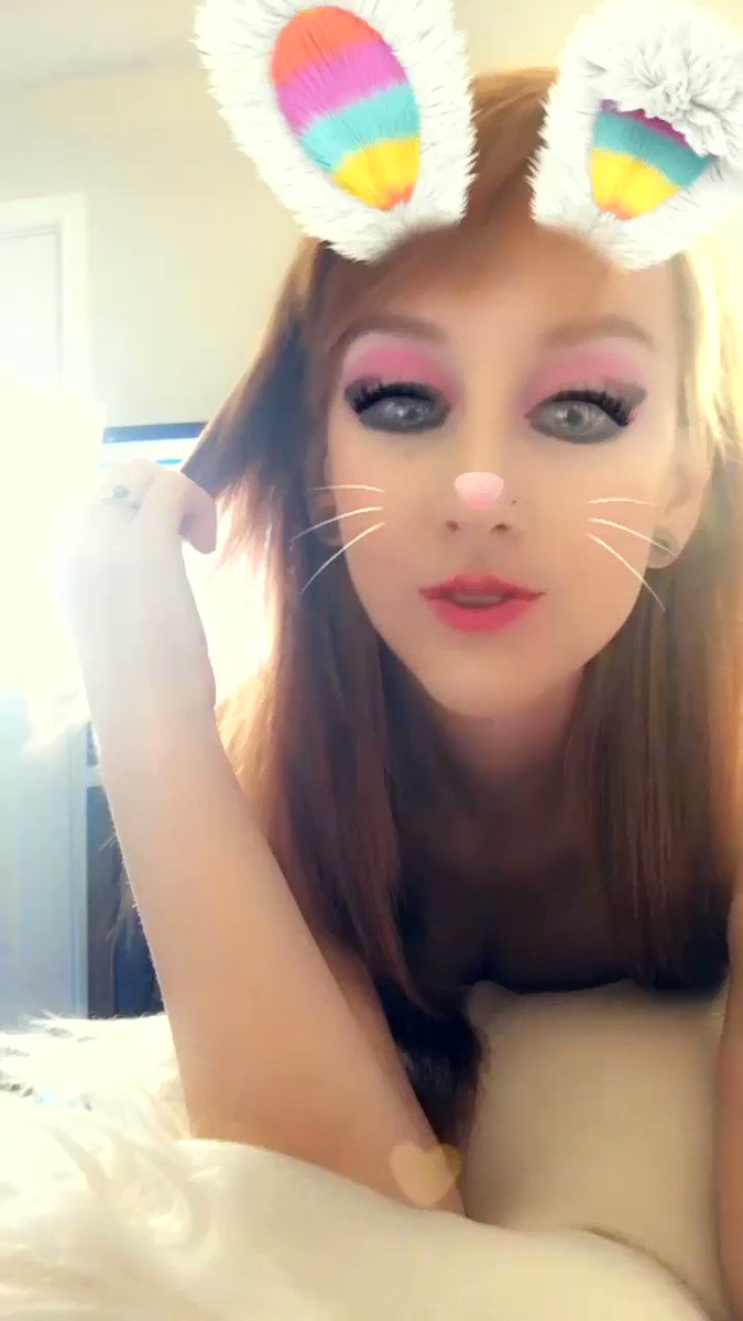 Chaturbate.com pics - search for them on Lookedon.com