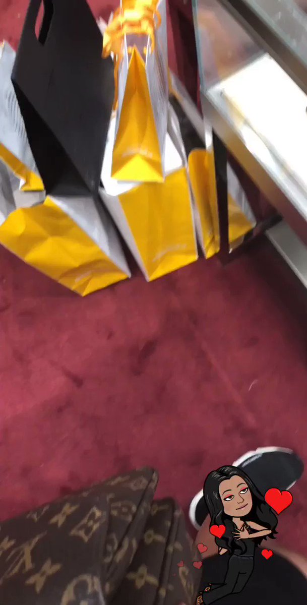 Model - Mistress Noor footfetish