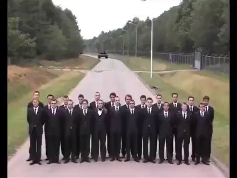 Deu Fim (@DelfimBisnetto) on Twitter photo 17/10/2018 15:22:49 As instituições vão segurar a barra... As instituições vão segurar a barra...