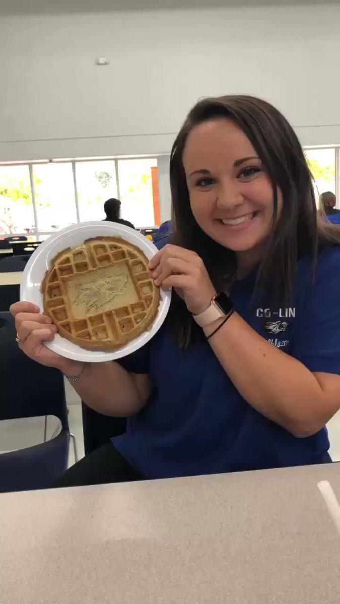 Co-Lin Recruiter (@CoLinRecruiter) on Twitter photo 17/10/2018 19:49:28 Don’t waffle around #JoinThePack #Alldaywolfwaffles Don’t waffle around #JoinThePack #Alldaywolfwaffles