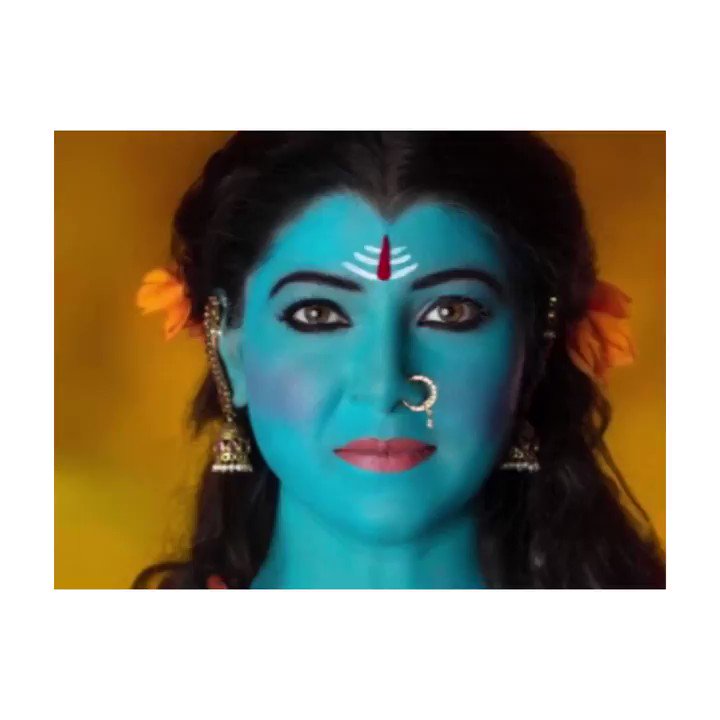 नवरात्री मध्ये नऊ दिवस तेजस्विनी पंडितला दिलेल्या तुमच्या प्रेमासाठी खूप खूप आभार! असंच प्रेम सदैव करत राहा. @tejaswini_tweet