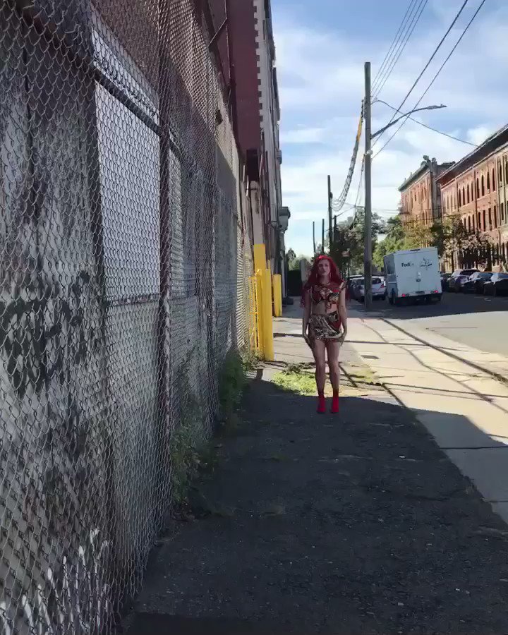 Justina Valentine on X: "When u can't twerk but u still pretend Click here to watch my newest music video https://t.co/SQeLq7Ei2o https://t.co/lNdUelskE5" / X