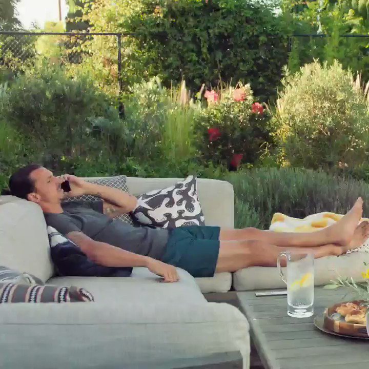 At any time, in any light. Get yours at https://www.samsung.com/se/tvs/zlatan-samsungtv/ …
#QLEDTV #SeeNothingElse