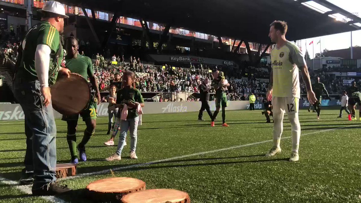 Raise ‘em high, boys.🌲🌲🌲🌲#PORvRSL #RCTID https://t.co/6dO2K9799w