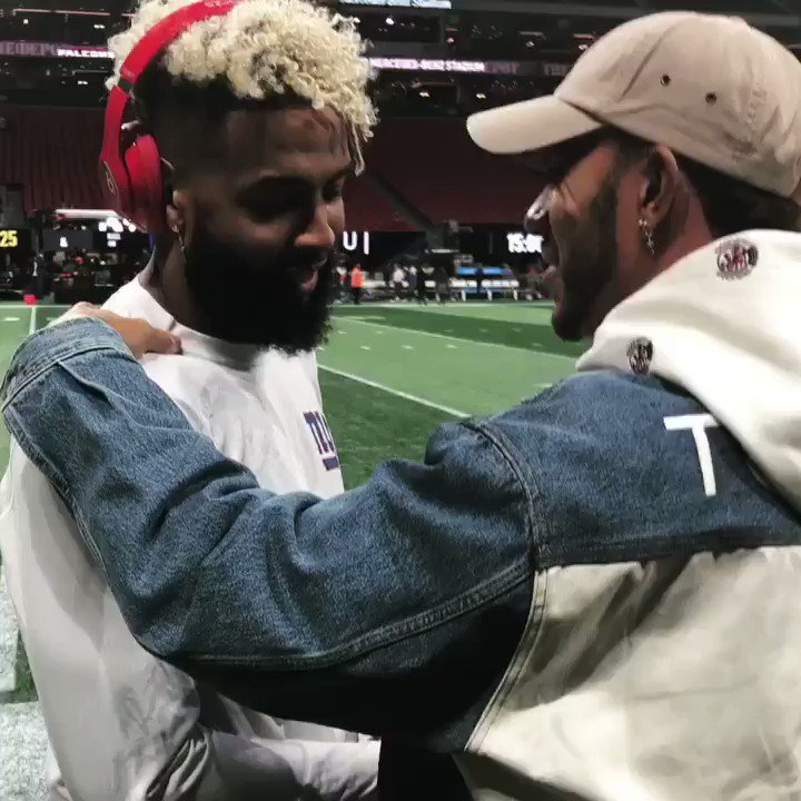 Lewis Hamilton (@LewisHamilton) on Twitter photo 2018-10-22 22:38:53 Hanging with my bro @obj before the big game ππ₯ #obj #nfl Hanging with my bro @obj before the big game ππ₯ #obj #nfl