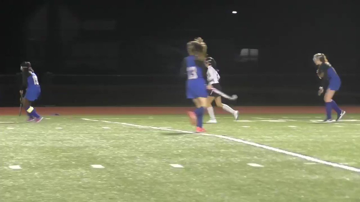 Bridget Huber with a nice cross to Amanda Hilderbrandt for her first of her 2 goals tonight in an exciting win for @Hilton_FH tonight! Going to miss this dynamic duo next year! @HiltonCadets @amandahilde21