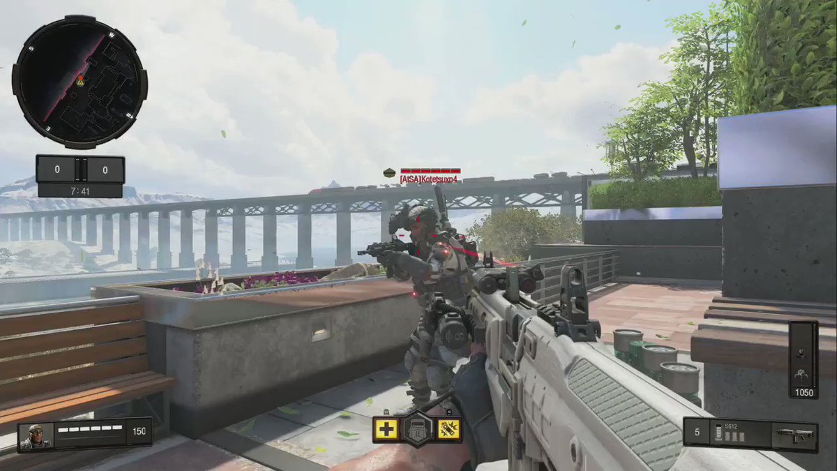 Atsa 実況者ジャンヌ 最近話題のsg12 ストロボライト エイムアシスト が一試合丸ごと切れるって噂を検証したんだけど カスタムは照らした時のみで 外すと普通にエイムアシストはかかります 死んでも同じ結果 ただ公開マッチでは発動したり ある特定