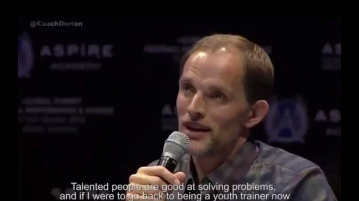 🎙️ Thomas Tuchel: 'Als jeugdtrainer heb je een half veld, een tv en een videorecorder nodig. Meer niet. Bij voorkeur is het veld ook nog hobbelig. Het allerbelangrijkste dat jeugdspelers moeten leren, is moeilijkheden overwinnen.'
(Via @CoachDarian)
🔗 http://www.devoetbaltrainer.nl/
